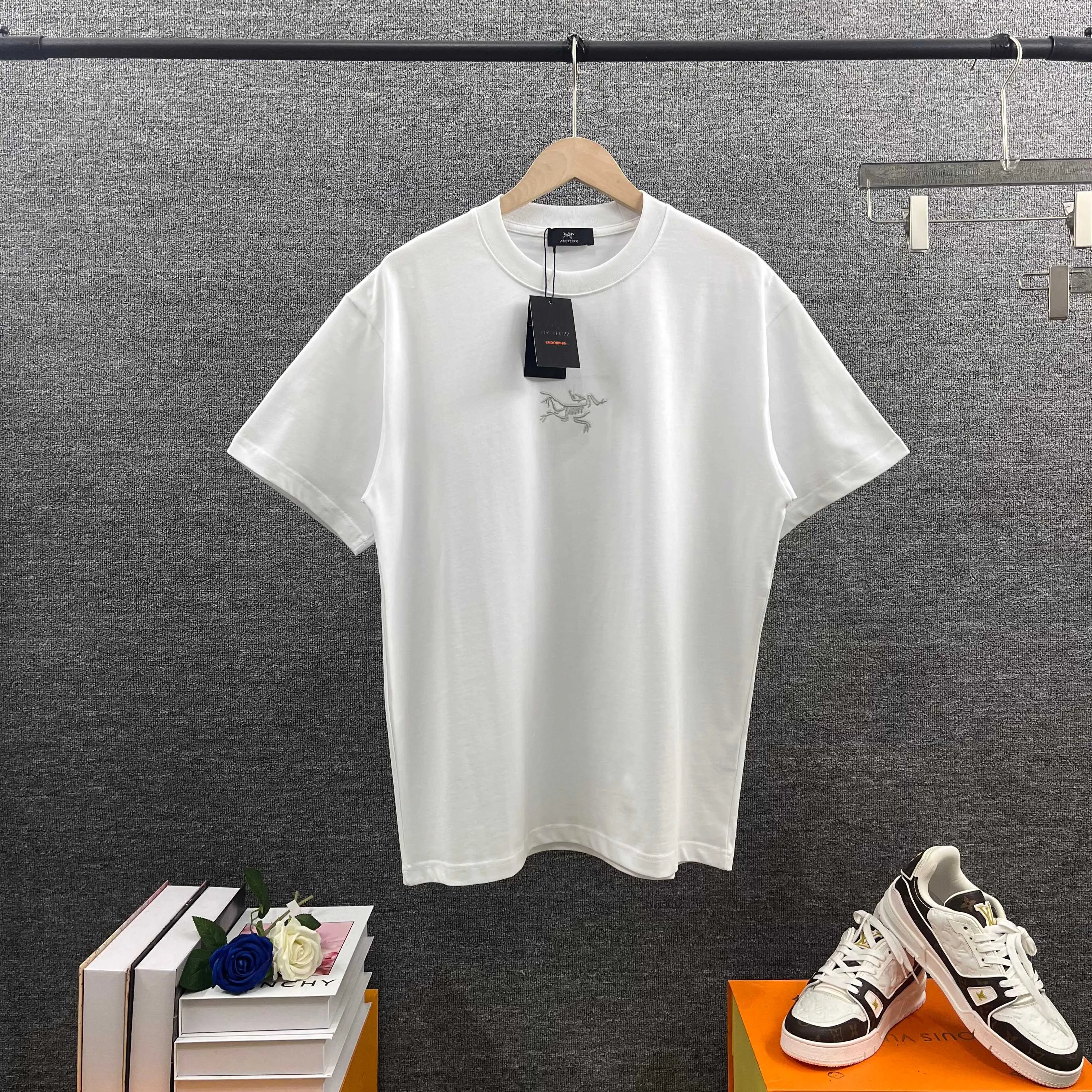 AR*C'TE*RYX* * 2026 New Arrival Classic logo T Same Style ：Black White Red Size： S （90-130 ） M （120-150 ） L （140-165 ） XL （160-180 ） XXL （180 ）